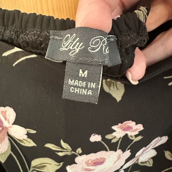 Lily Rose Black Floral Mini Dress. Size Medium  - Like New - Picture 3 of 11